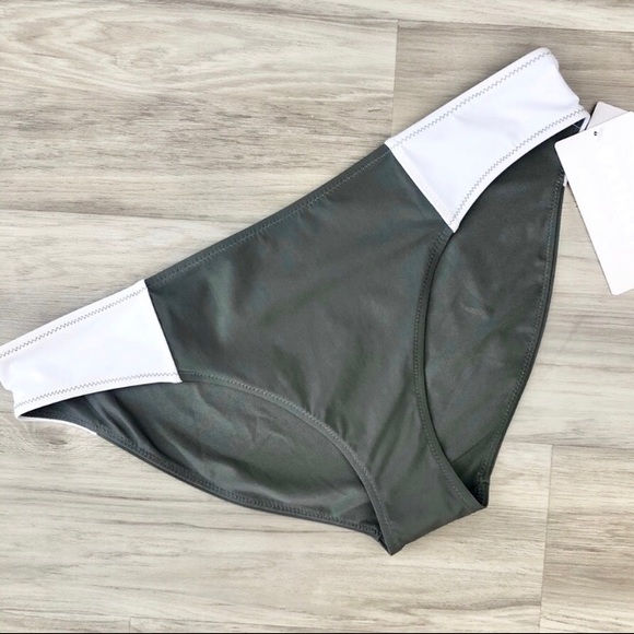Athleta Other - Athleta Colorblock Mid Rise Bikini Bottom